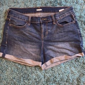 old navy shorts size medium